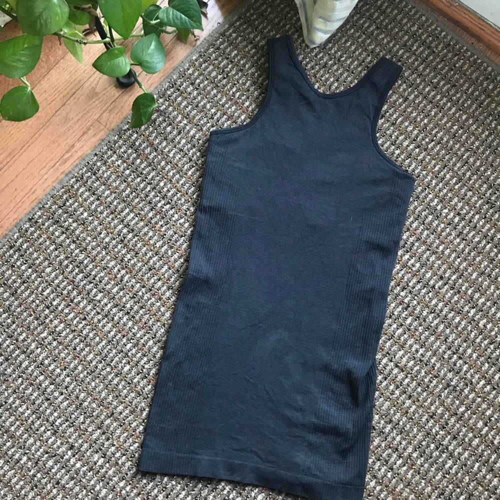 SALE! Lululemon Supported Tank Top Size 2